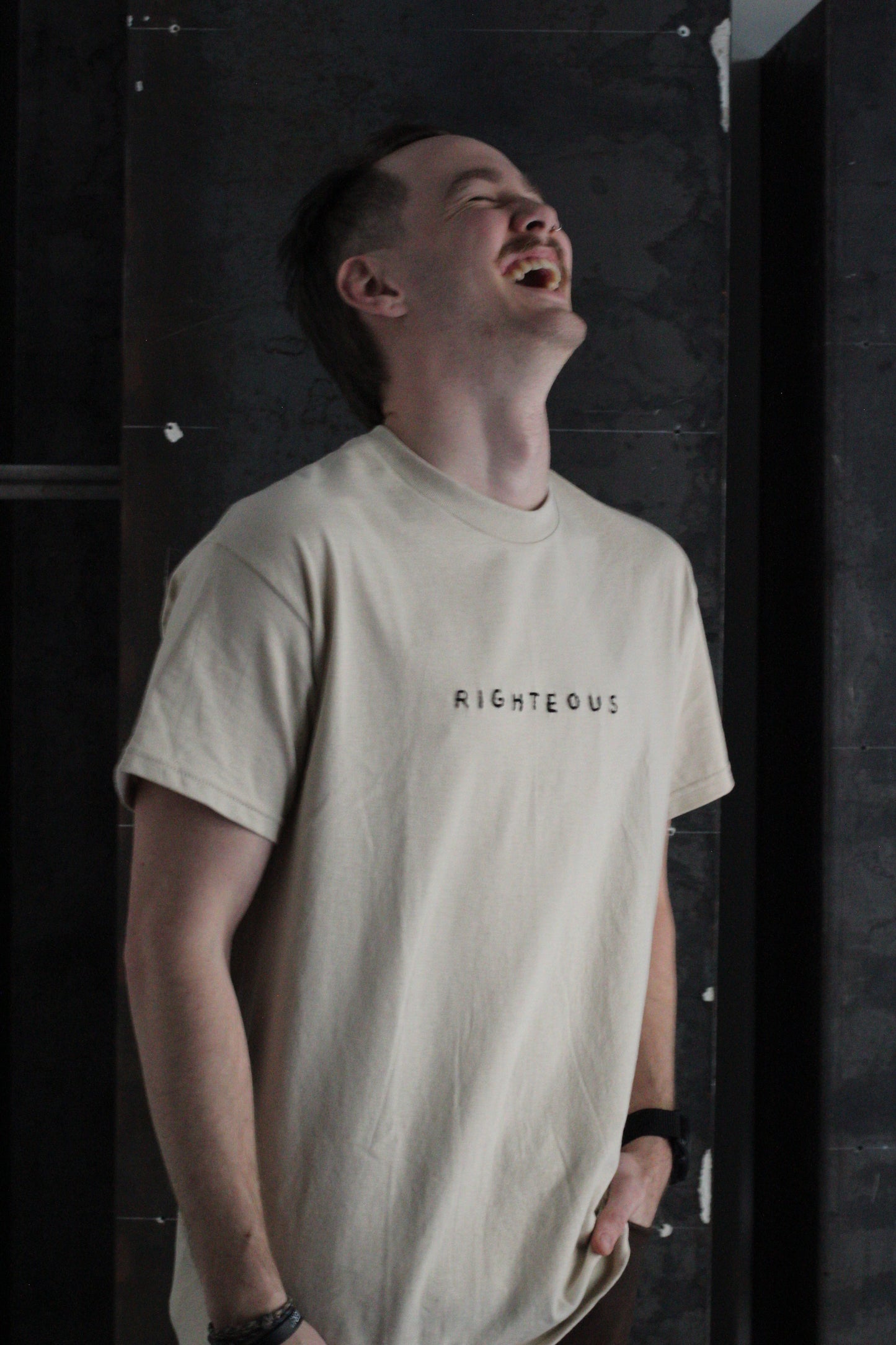 RIGHTEOUS tee